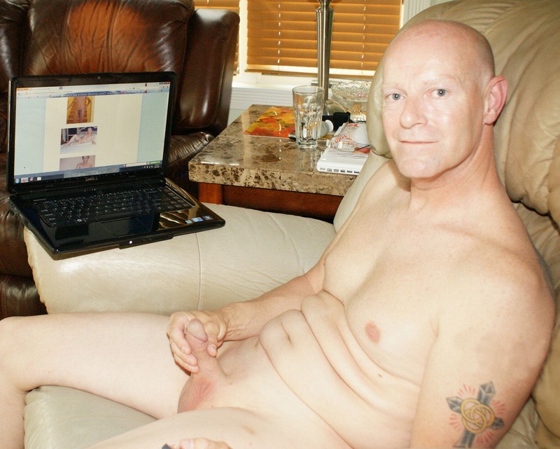 n_expoguy2011 001.jpg